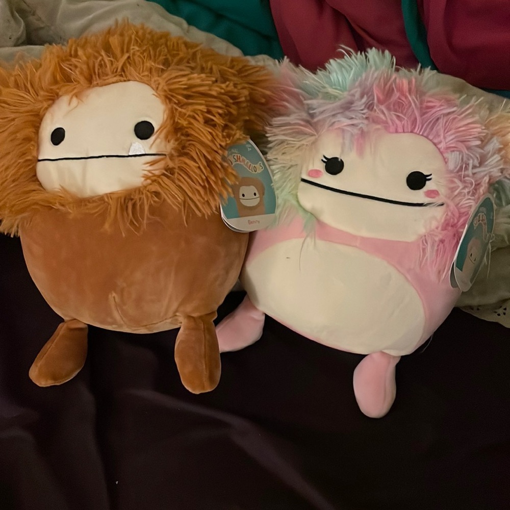 Brand new Benny & Caparinne Squishmellows